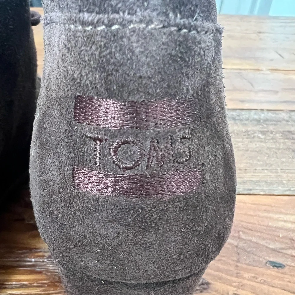 TOMS Suede Wedges - Picture 5 of 6